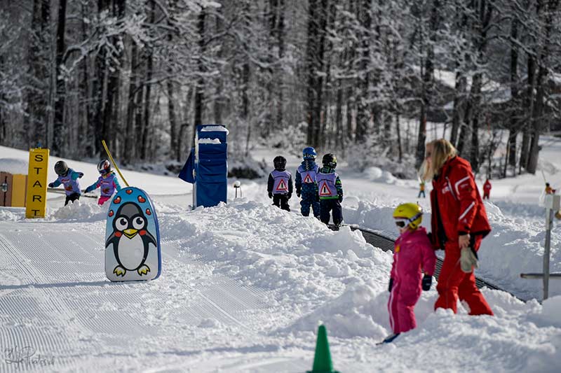 Kinderskischule in Schoppernau